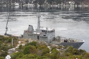 Patrullero “Sibbald” realizó reaprovisionamiento a 11 Alcaldías de Mar en el extremo sur del país