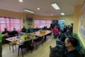 Plan Tenglo: se llevó a cabo segundo taller de conciencia ambiental orientado a pescadores artesanales de Puerto Montt