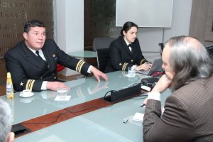Armada de Chile se reúne con la CORFO en busca de soluciones tecnológicas