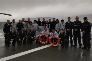 Alumnos navegaron en el AP-41 “Aquiles” desde Valparaíso a Punta Arenas