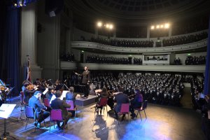 Armada de Chile y PUCV conmemoran Glorias Navales con concierto en Teatro Municipal de Viña del Mar